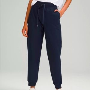 Lululemon french terry scuba joggers